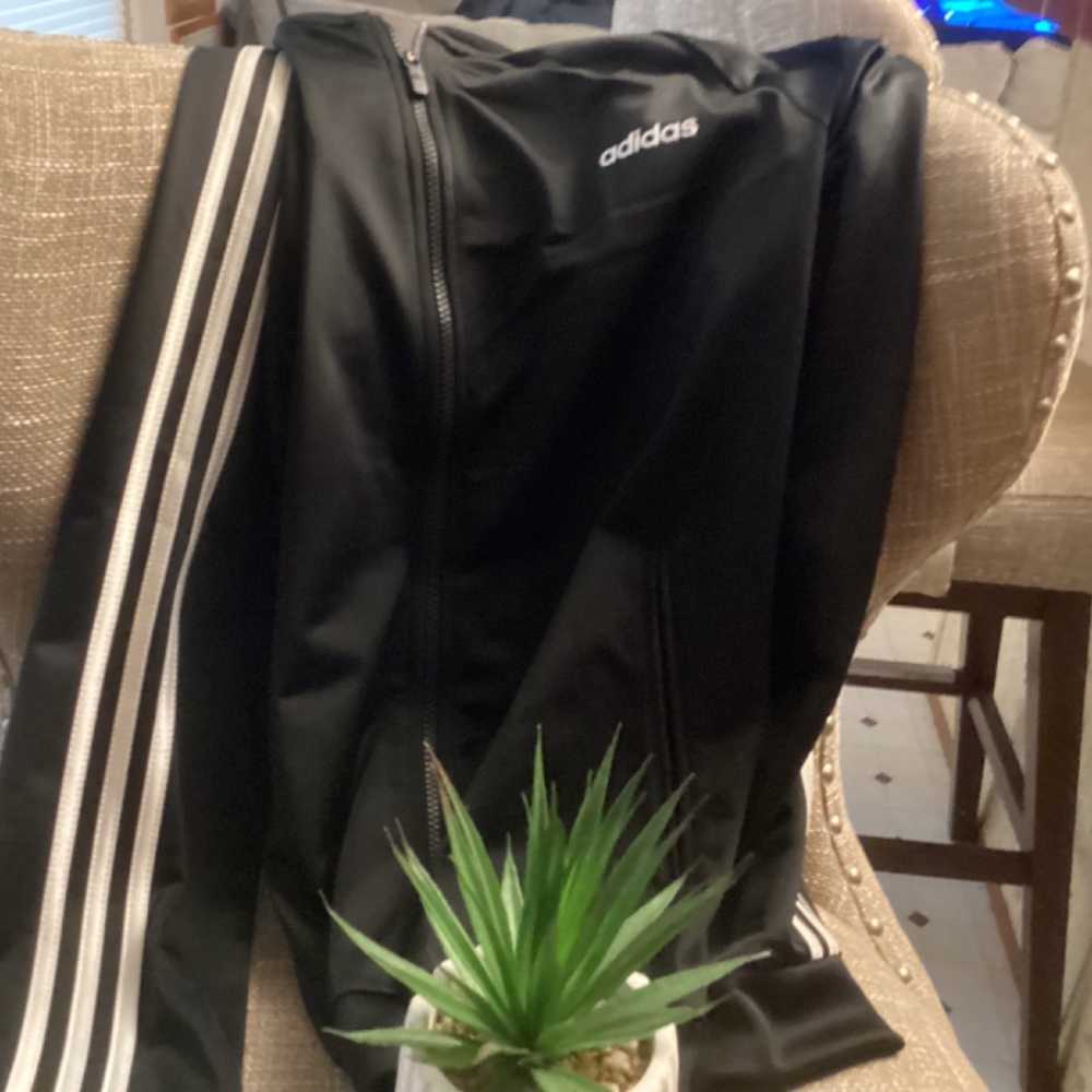 Adidas jacket - Picture 2 of 3